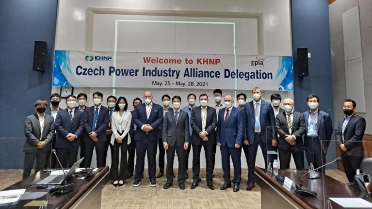 Představitelé českého průmyslu jednali v Jižní Koreji o možné spolupráci na dostavbě jaderných bloků v ČR
