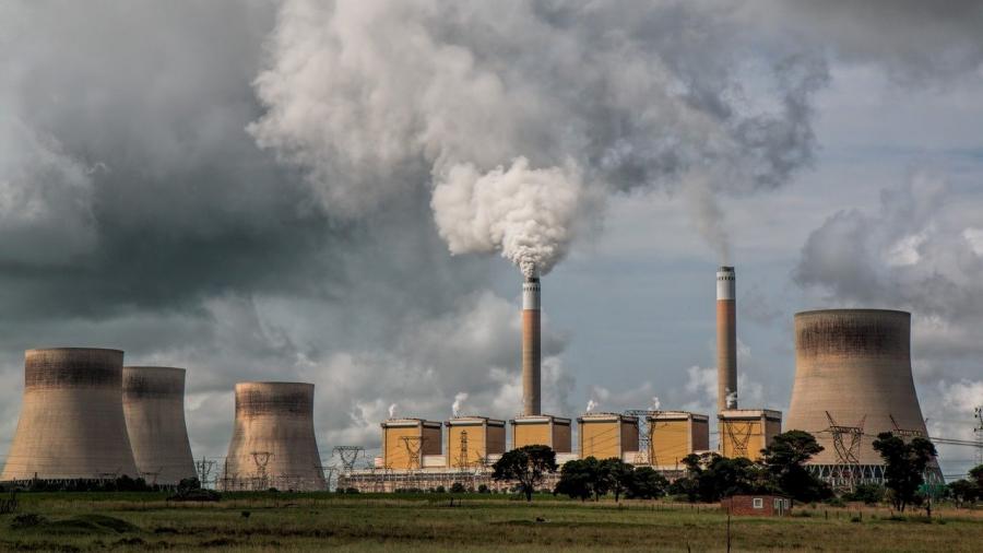 Za čtyři roky klesla výroba tepla z hnědého uhlí o více než desetinu