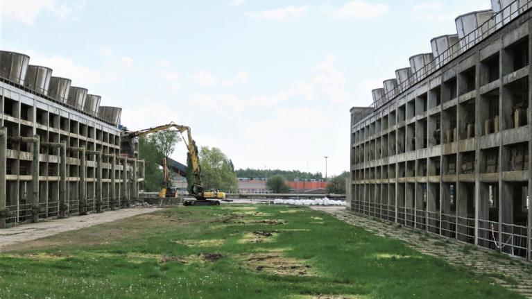 V Prunéřově startuje demolice odstaveného provozu, za rok bude lokalita připravená k novému využití